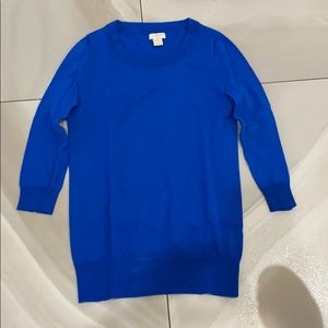 Crew neck three quarter sleeve sweater